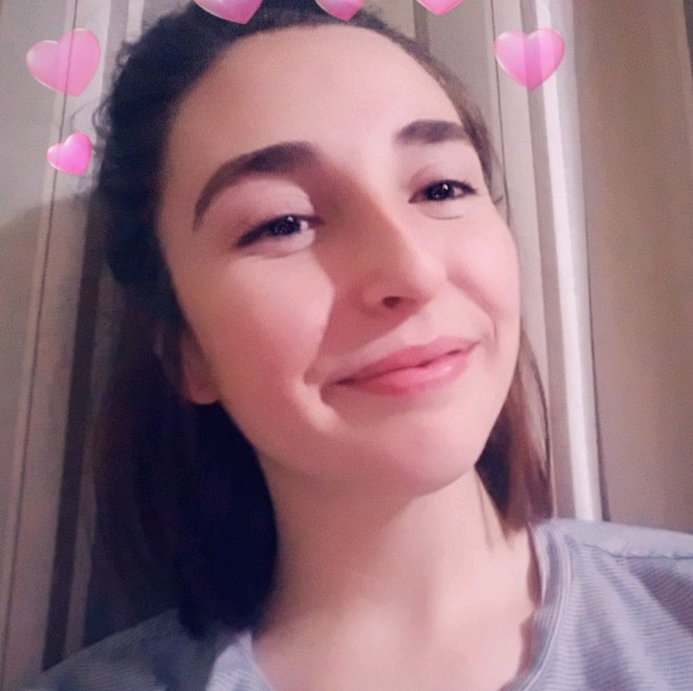 Meet your Posher, Amariah